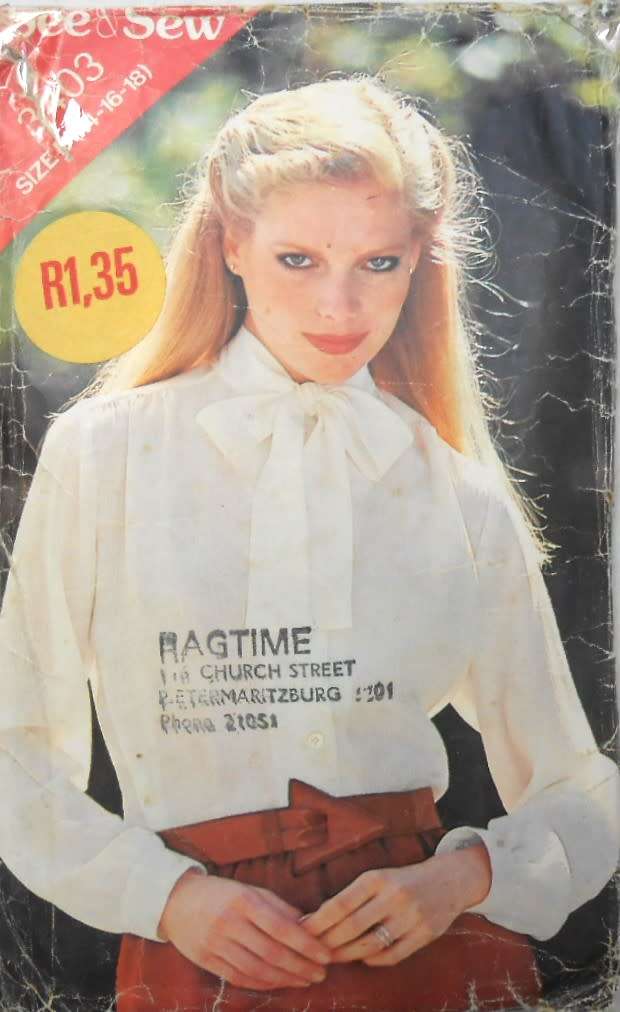 BUTTERICK 3403 BLOUSE SIZE 14-16-18 COMPLETE-CUT TO SIZE 14