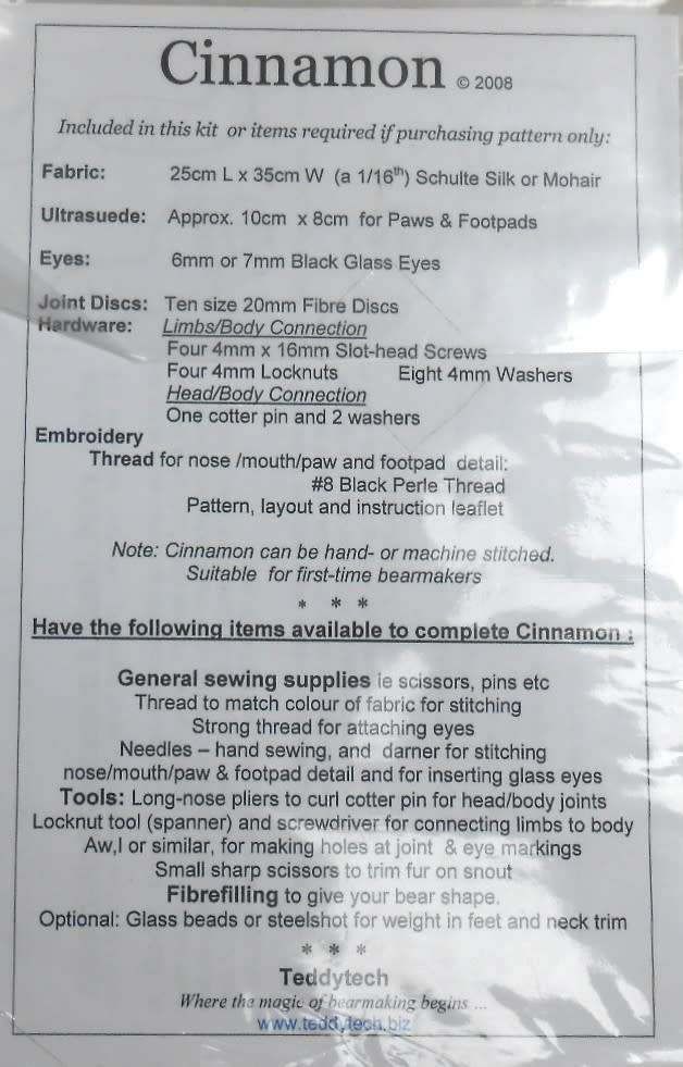 CINNAMON - 20 CM TRADITIONAL TEDDY BEAR BY EUNICE BEATON - PATTERN ONLY