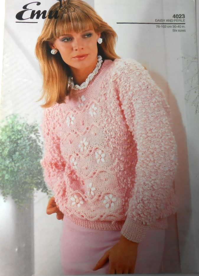 EMU 4023  DAISY & PERLE SWEATER  SIZES 30 - 40` OR 76 - 102 CM