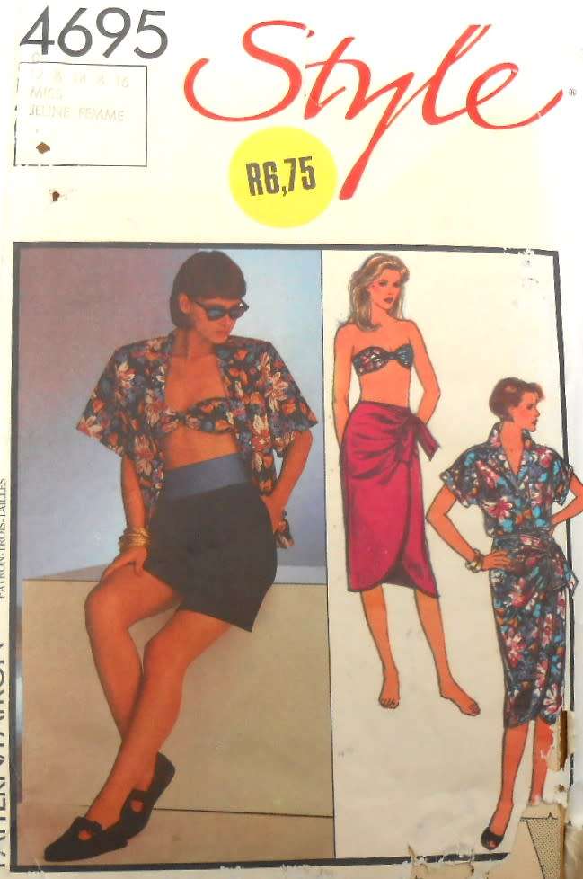 STYLE 4695 SHIRT-SHORTS-SARONG-BANDEAU SIZE 12-14-16 COMPLETE-PART CUT-ONLY SHORTS CUT-ZIPLOC