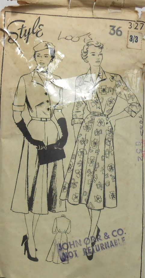 V/VINTAGE STYLE 327 - FRONT BUTTON BODICE DRESS - SIZE 38 COMPLETE-ZIPLOC