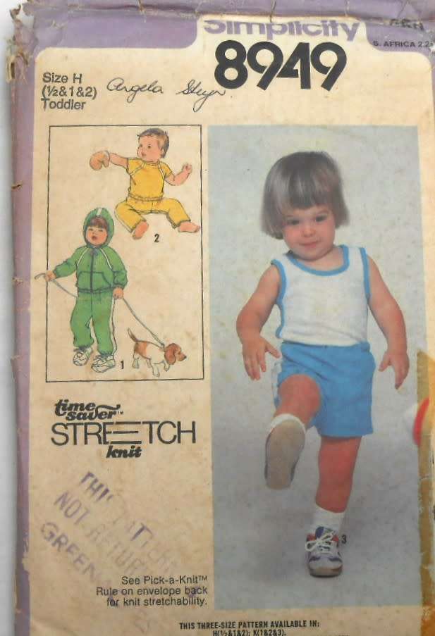 SIMPLICITY 8949 TODDLER TRACKSUIT HOODIE-PULLOVER TOPS-PANTS-SHORTS SIZE 6 M-1-2-YEARS COMPLETE