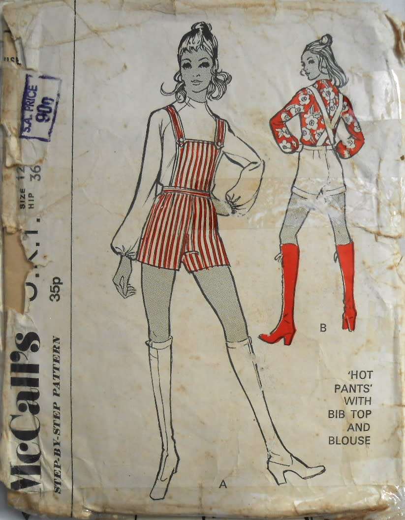VINTAGE McCALLS UK 1  HOT PANTS SIZE 12 BUST 36 NO BLOUSE PATTERN SUPPLIED-ZIPLOC