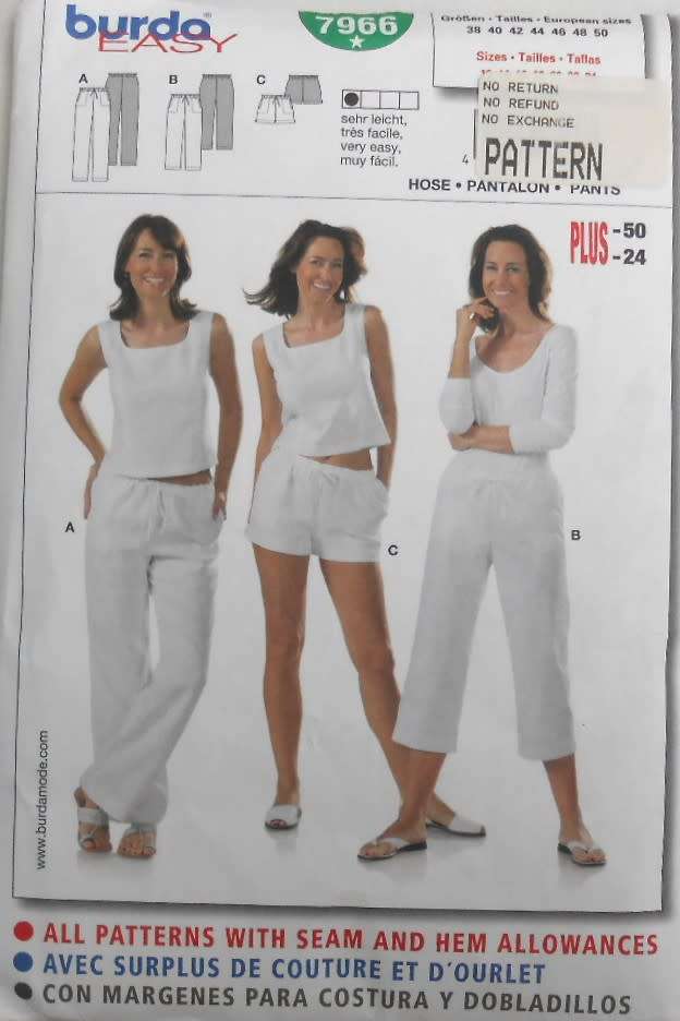 BURDA 7966 BAGGIES SHORTS SIZE 12-24  ONLY SHORTS PATTERN SUPPLIED