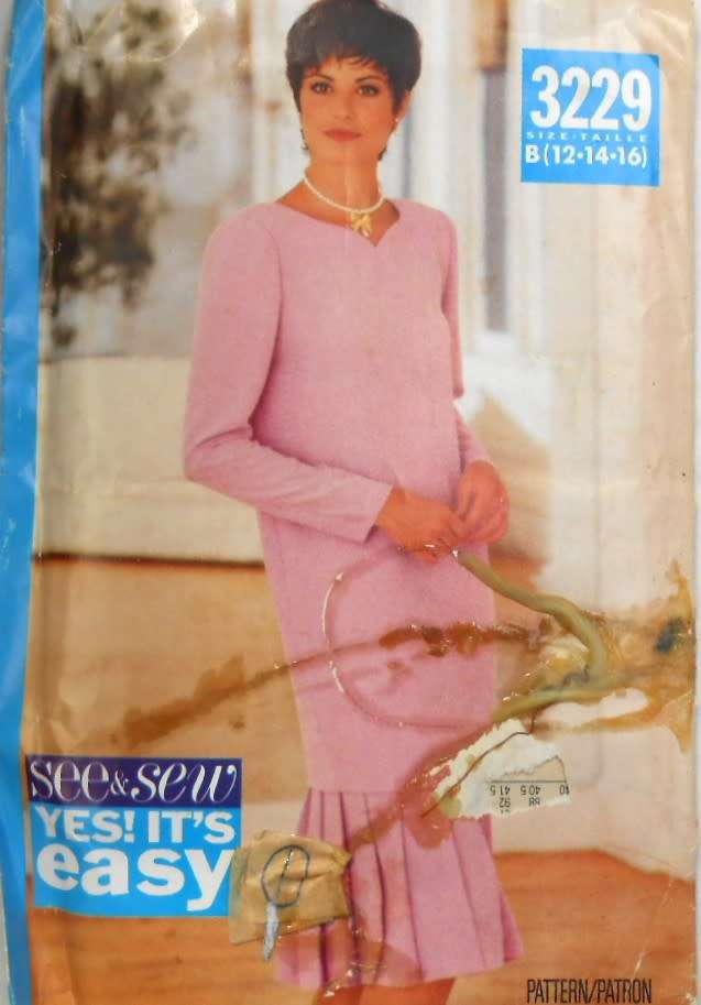 BUTTERICK 3229 TOP & SKIRT SIZE 12-14-16 COMPLETE-UNCUT-F/FOLDED