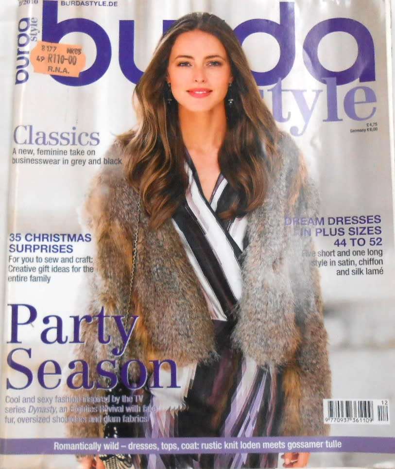 BURDA MAGAZINE-A WORLD OF FASHION DECEMBER 2010-68 PAGES WITH PATTERN PULLOUT