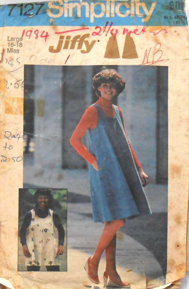 SIMPLICITY 7127 SHORT PINAFORE OR TOP SIZE LARGE 16-18  COMPLETE- PATTERN WELL USED-ZIPLOC