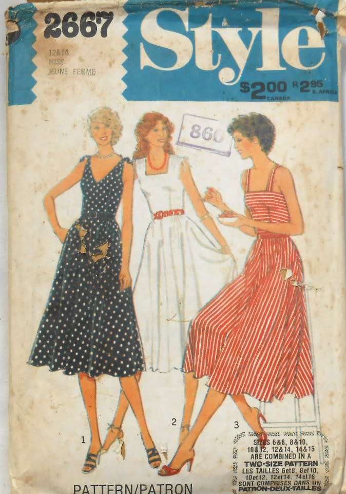 STYLE 2667 SUMMER DRESSES WITH FLARED 4 GORE SKIRTS SIZE MED 12-14 -COMPLETE