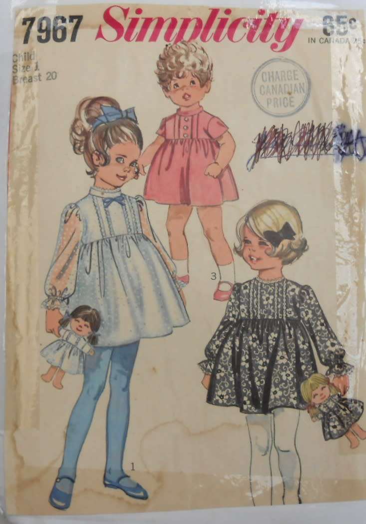 VINTAGE SIMPLICITY 7967 TODDLER DRESS & DOLLS DRESS SIZE 1 YEAR BREAST 20 COMPLETE-ZIPLOC