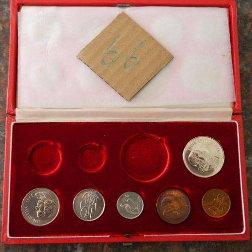 1966 - PROOF SET - WITHOUT THE SILVER R1 COIN