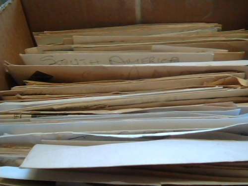 ENVELPOES IN A BOX A FIND OR TWO POSSIBLE 1000's