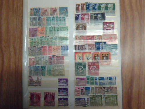 GERMANY BERLIN 3 STOCK PAGES SELECTION USED +- 300 STAMPSLOOK BELOW