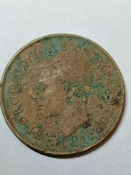 1940 1d COIN ,NO STAR AFTER DATE ,THE RARE ONE FOUND METAL DETECTING.