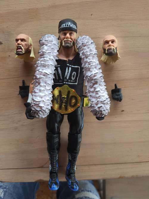 Hulk hogan action figure wwe