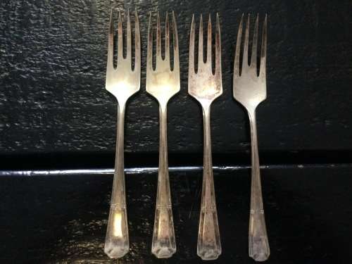 VINTAGE EPNS CAKE FORKS AND SPOONS