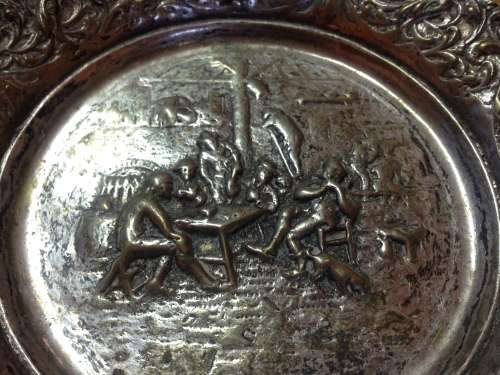 Stunning 17cm Heavy Decorative Plate