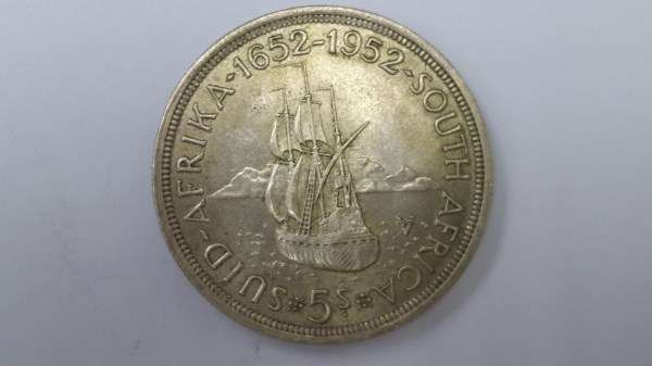1652 - 1952 South African Silver 5 Shillings Coin!