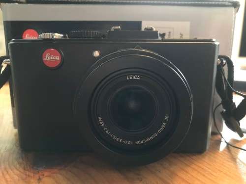 LEICA D-LUX 5 CAMERA