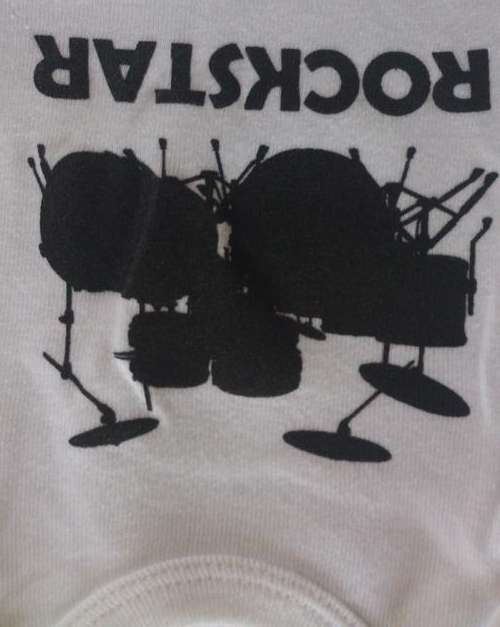 Onesie/Body Vest Rockstar print (size:3/6 months)