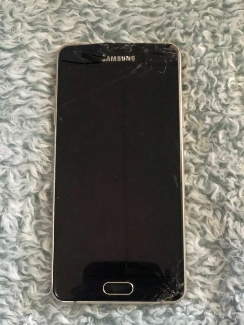 Samsung A5 2016 Repair/Spare.