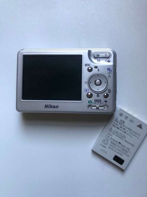 Nikon CoolPix S10000pj