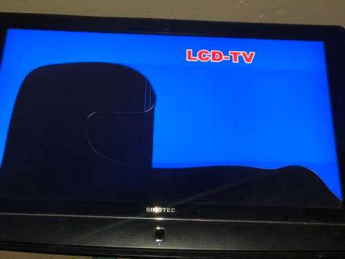 PLS READ!!!SINOTEC 32 inches LCD TV (FOR PART OR REPAIR) LCD IS DAMAGED