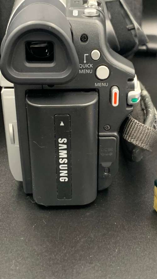 Samsung Mini DV Camcorder -PLS READ!!!