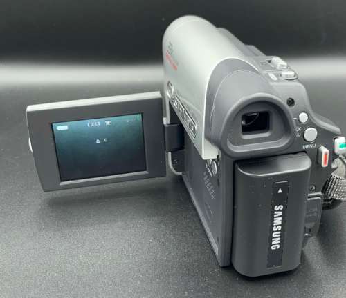 Samsung Mini DV Camcorder -PLS READ!!!