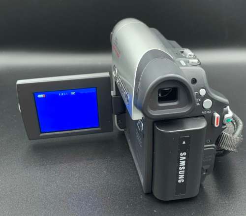 Samsung Mini DV Camcorder -PLS READ!!!