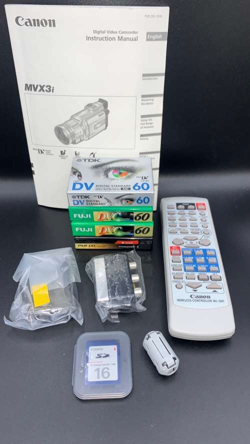 Canon MVX3i Digital Camcorder with Accessories