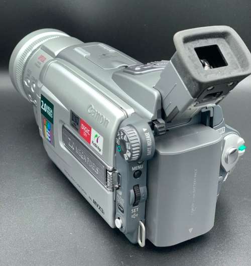Canon MVX3i Digital Camcorder with Accessories