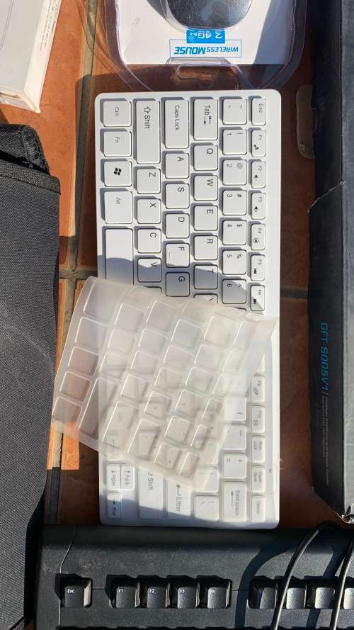 Lots Keyboards and Mouses for Parts/Spares