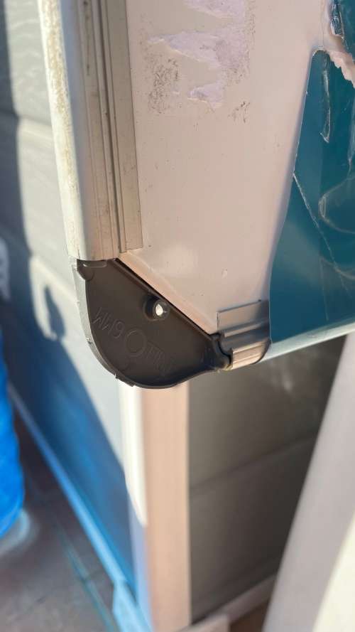 DEFECTIVE!!!! Slimline Magnetic Whiteboard (1200*900mm - Retail Pack) DEFECTIVE!!! Retail R1,500!!!