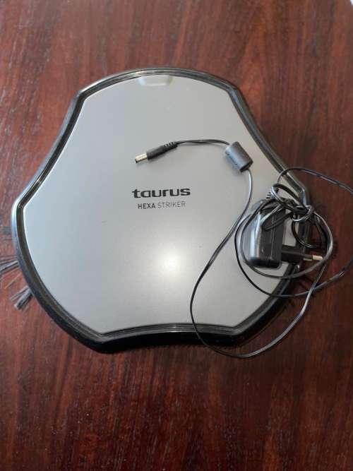 Taurus Hexa Striker Automatic Robot vacuum