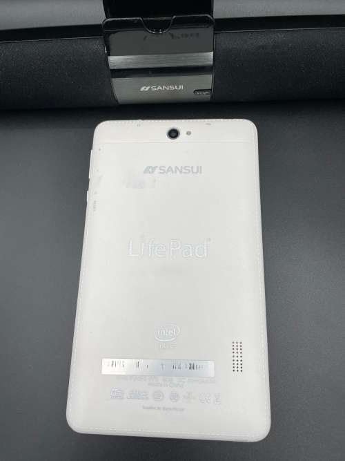 ***COMBO DEAL***Sansui LifePad 8GB Tablet (7 Inch) & Sansui Bluetooth Speaker!!!!