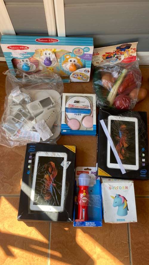 BARGAIN!!!LOTS GADGETS/KIDDIES-ELECTRONICS!!!!