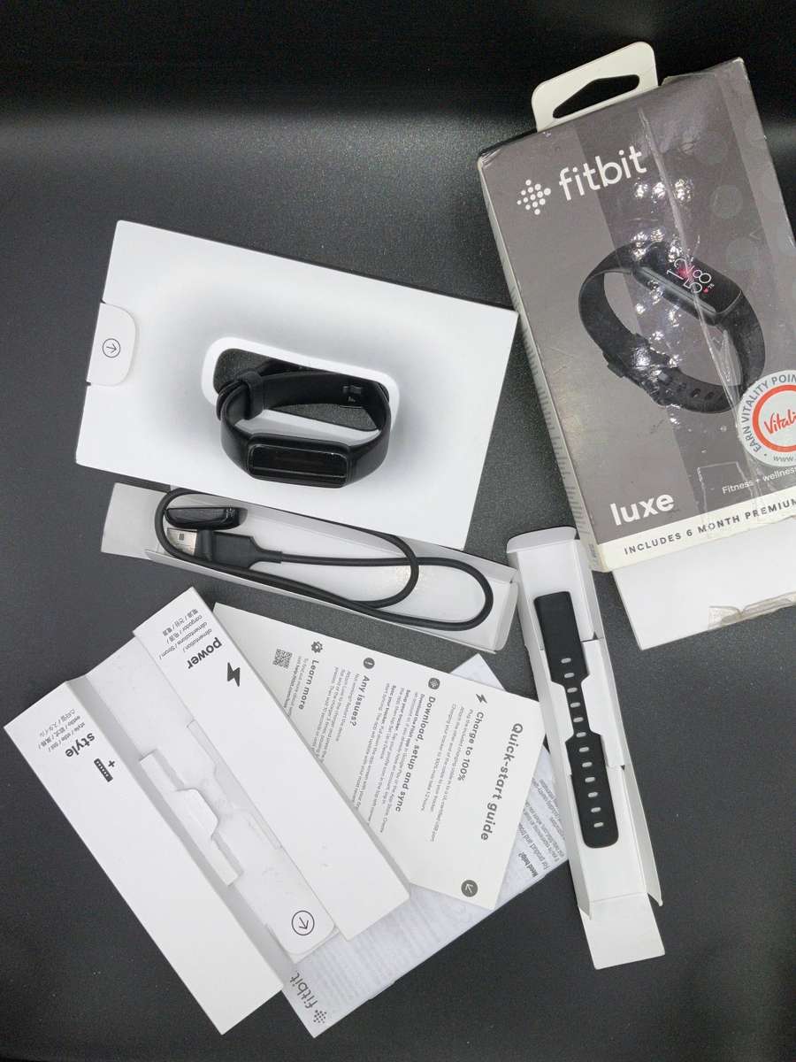Fitbit Luxe Fitness Tracker