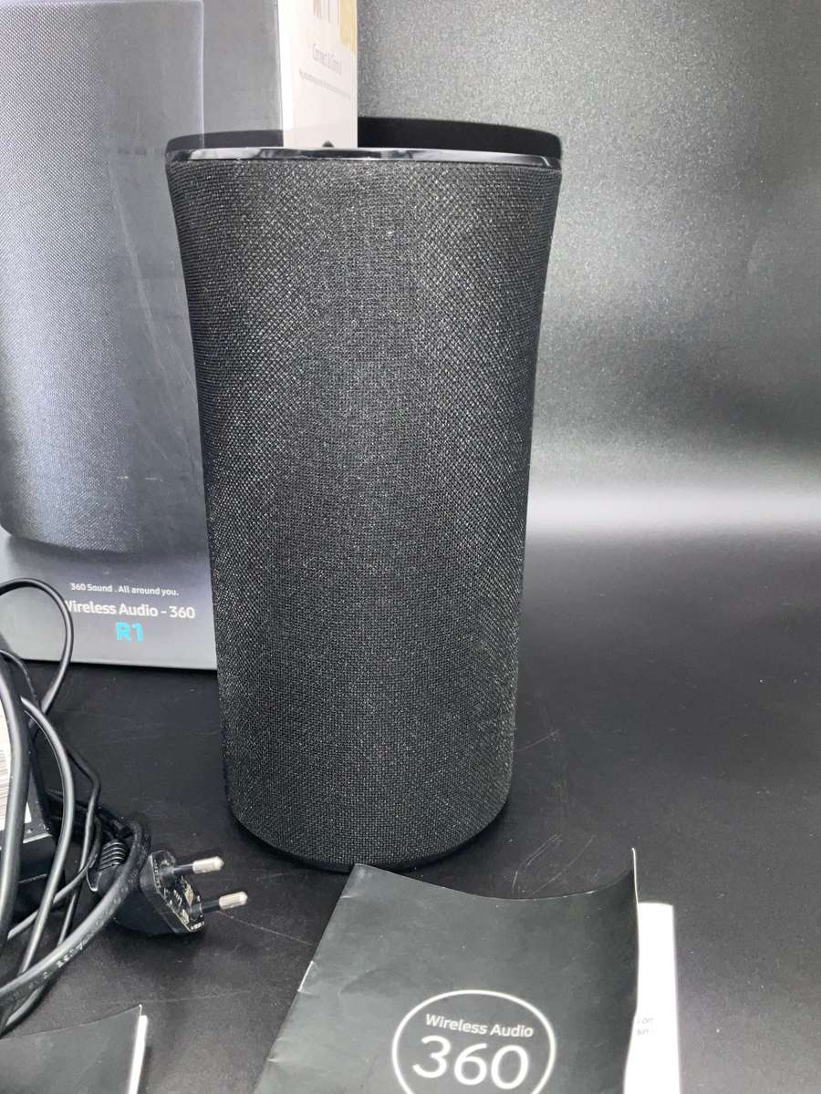 Samsung Radiant360 R1 Wi-Fi/Bluetooth Speaker
