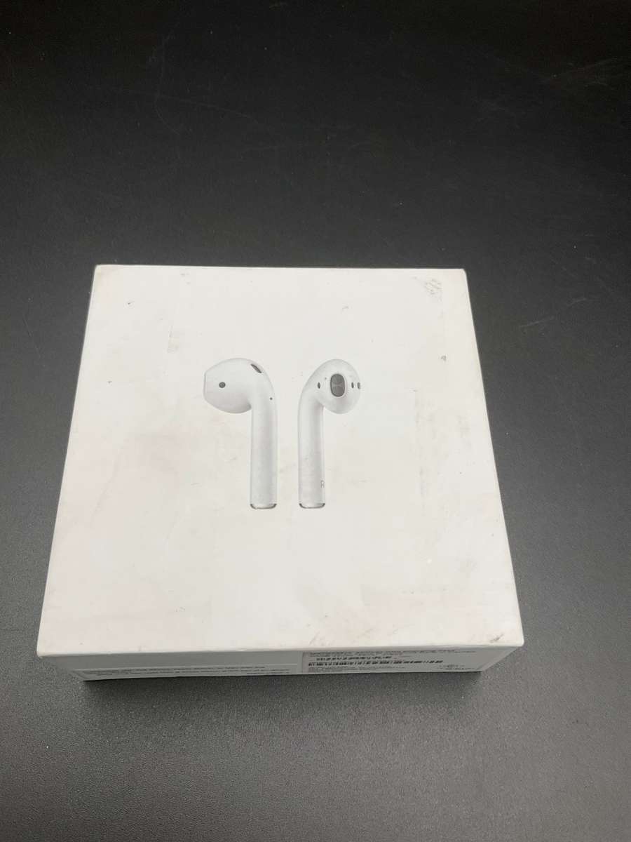 Original Apple AirPods 2 With Charging Case (2nd generation) Read!