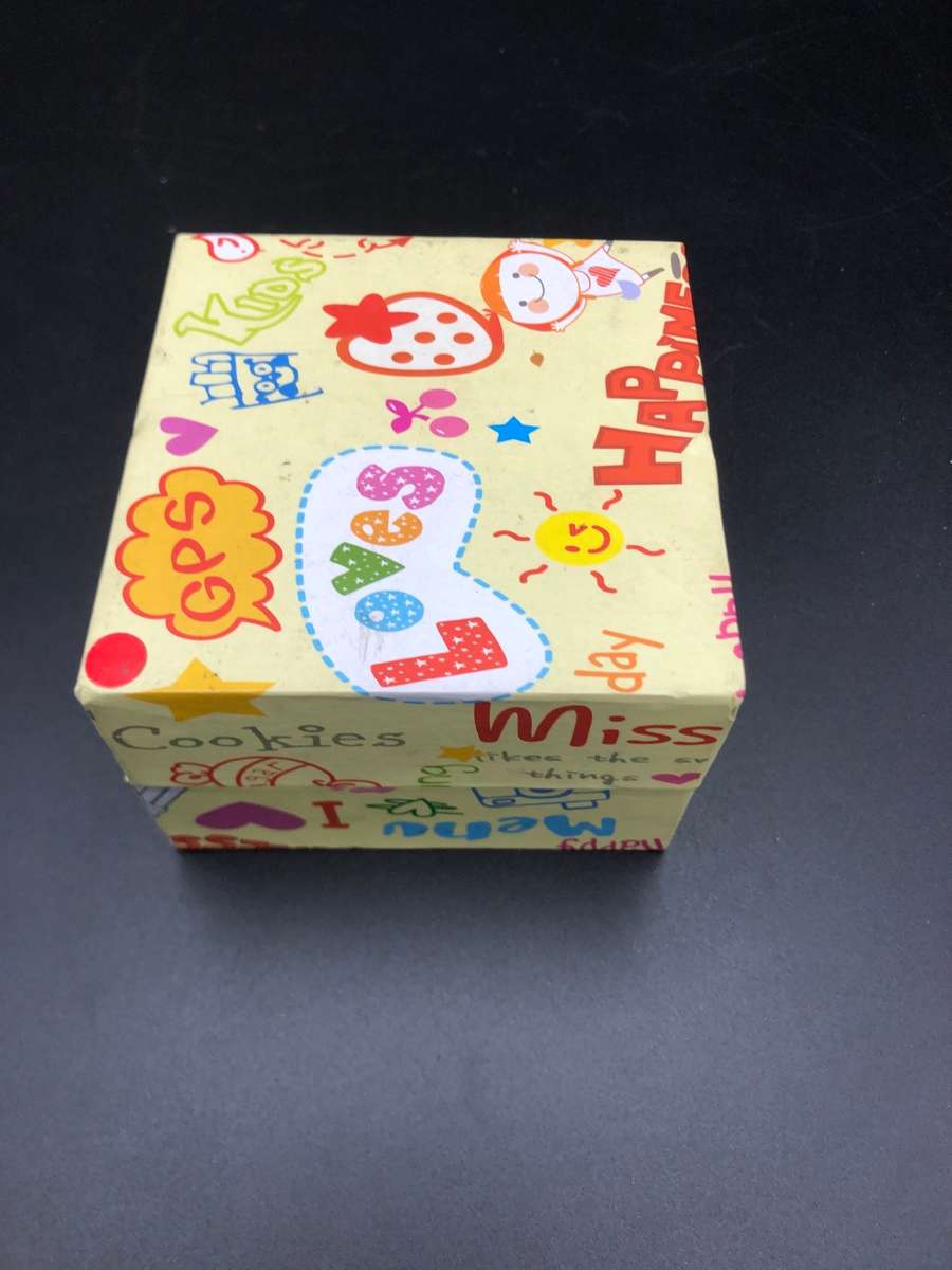 KidsGW300 Smart Watch & GPS Tracker w/ Parental App, Calls, Voice Notes(PINK)