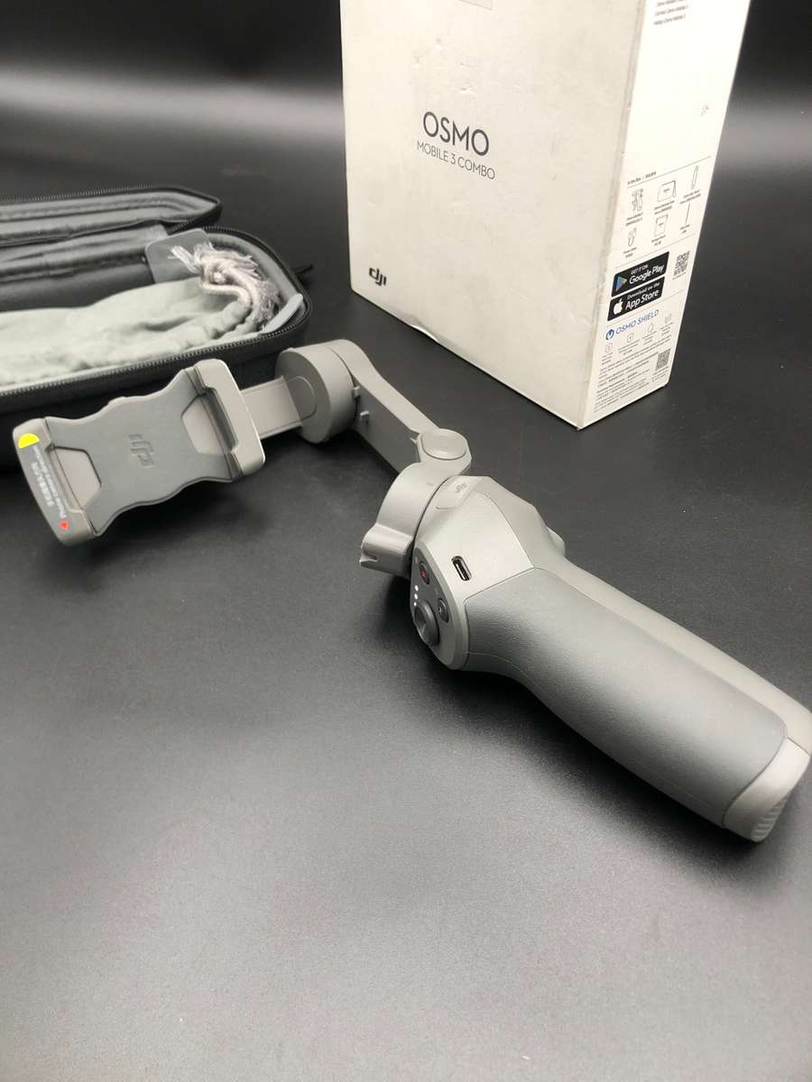 DJI OSMO MOBILE 3 COMBO KIT FOR SMARTPHONES(Pls Read)