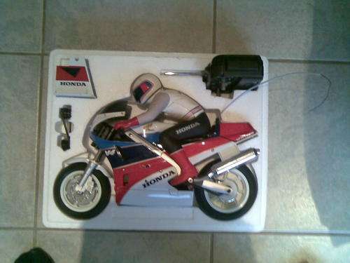 Honda 1:5 radio contolled !HIGHLY SOUGHT AFTER! Super Power!
