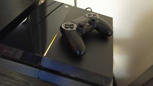 Playstation 4 500gb with The Witcher 3