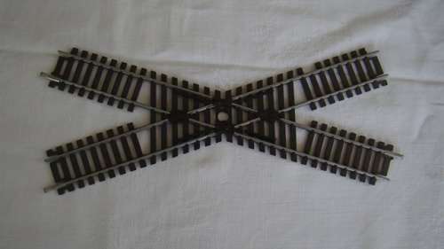 HO Lima track - 36 deg cross