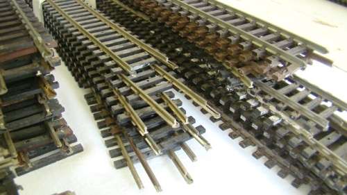 HO track - mixed brands straight scrap track lot