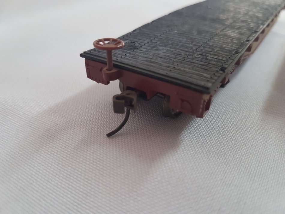 HO Bacmann set of 3 flatbed wagons