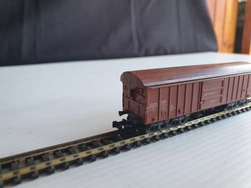 n Scale goods wagon