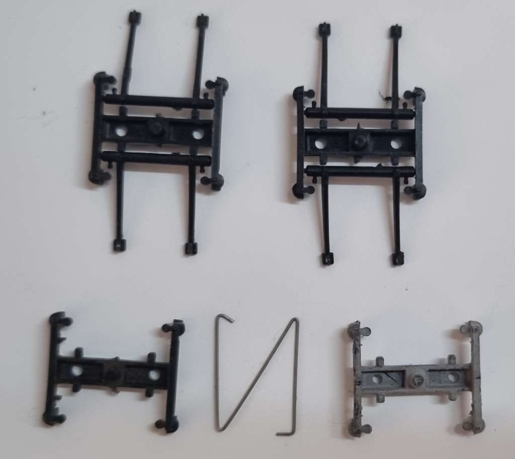 HO Lima SAR 5E pantograph scrapyard