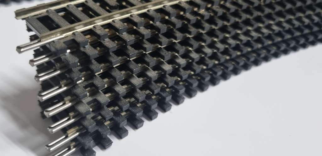 HO Hornby track (compatible with Lima)