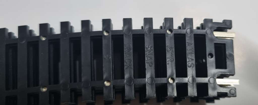 HO Atlas track (compatible with Lima)